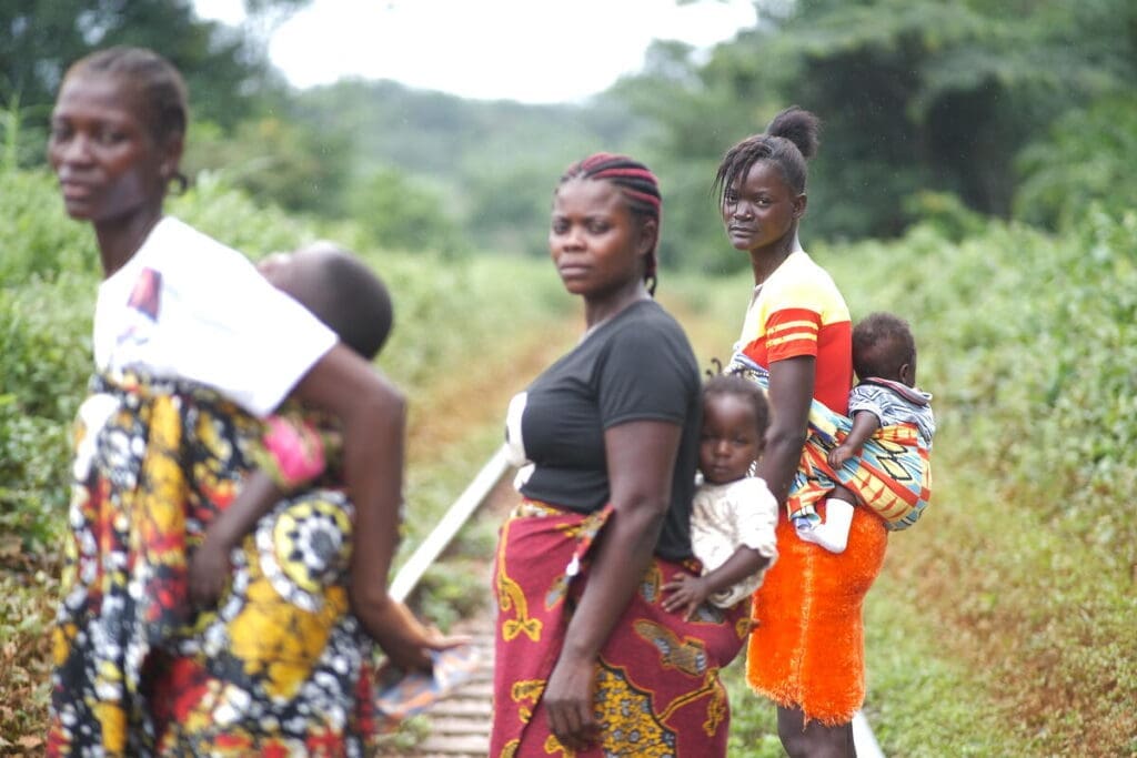 Women in Liberia carrying their children