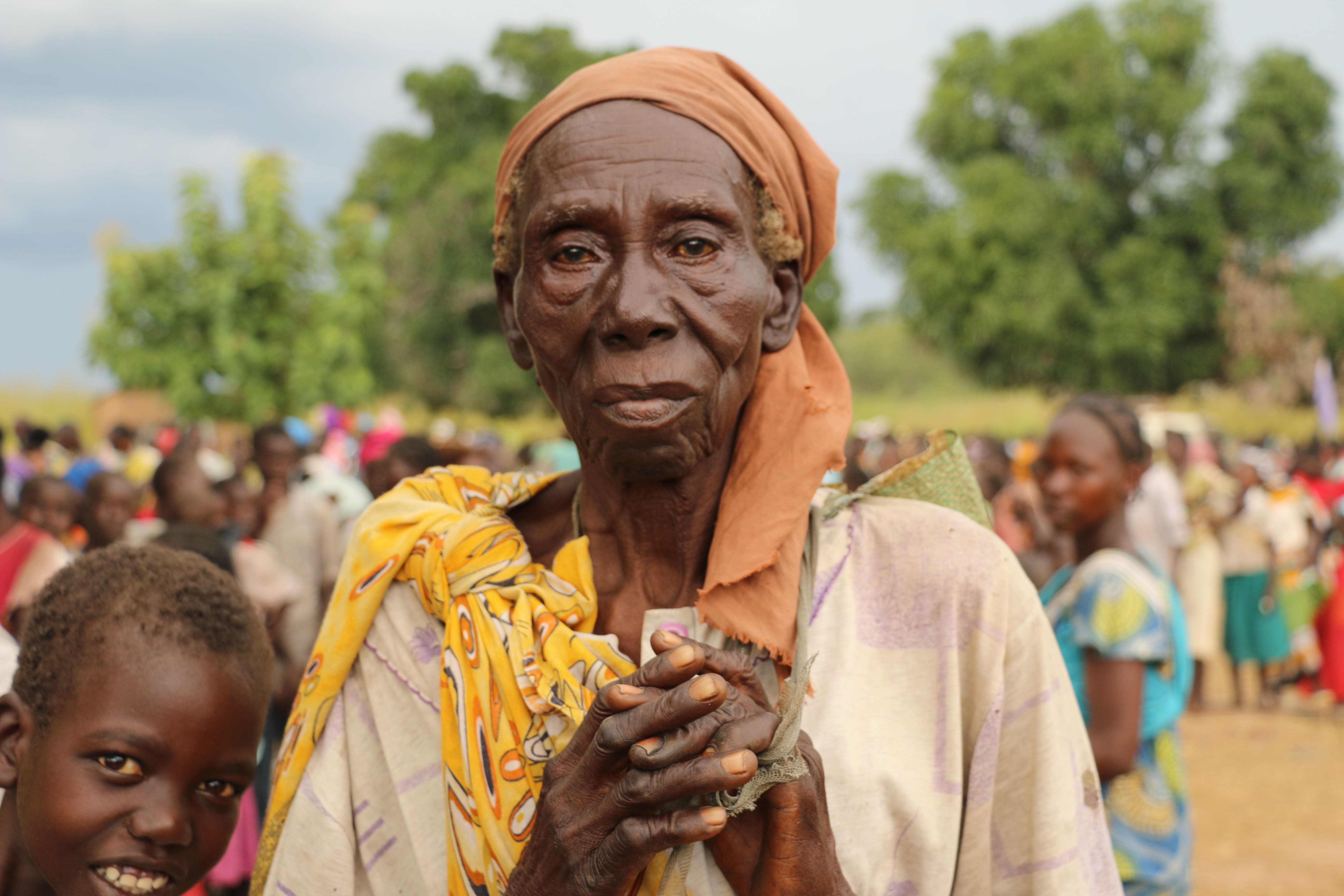 A woman awaits food rations from WFP in Farajallah, South Sudan.