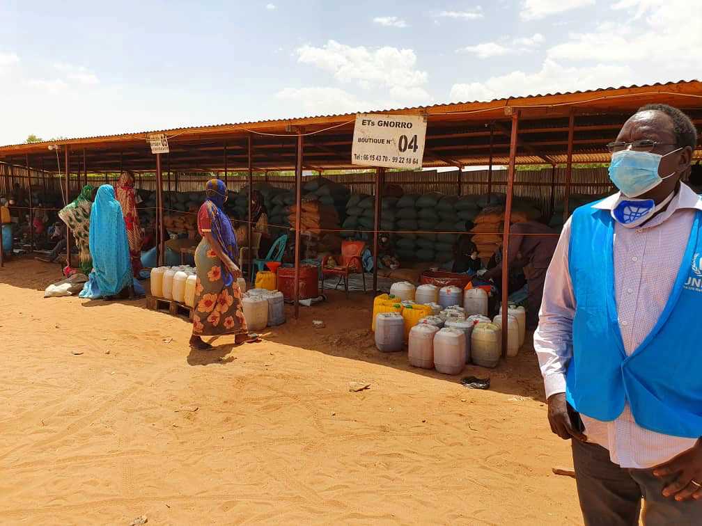 WFP food distribution centers in Chad help Sudanese refugees, especially women and children