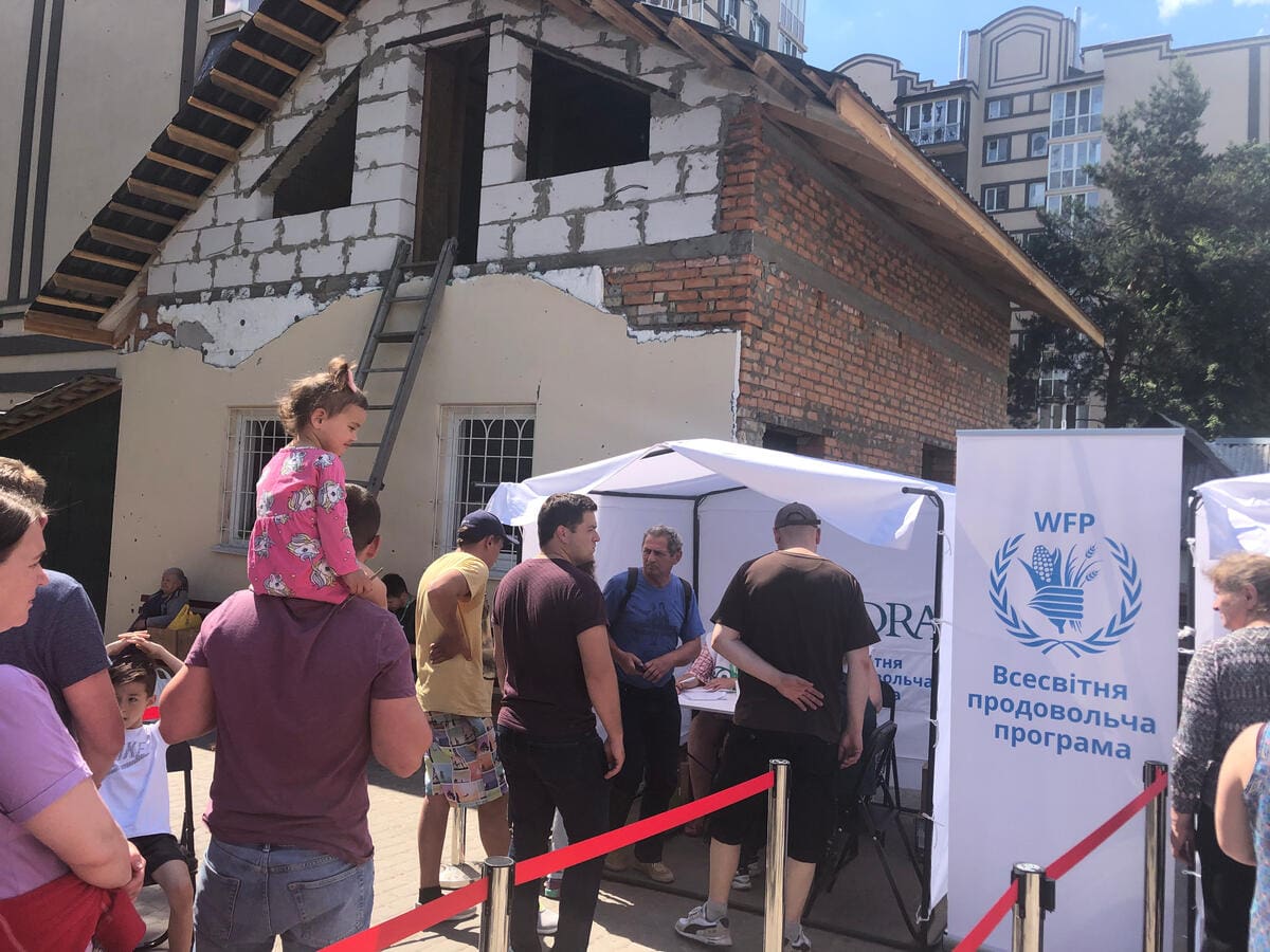 WFP food distribution in Kyiv oblast.